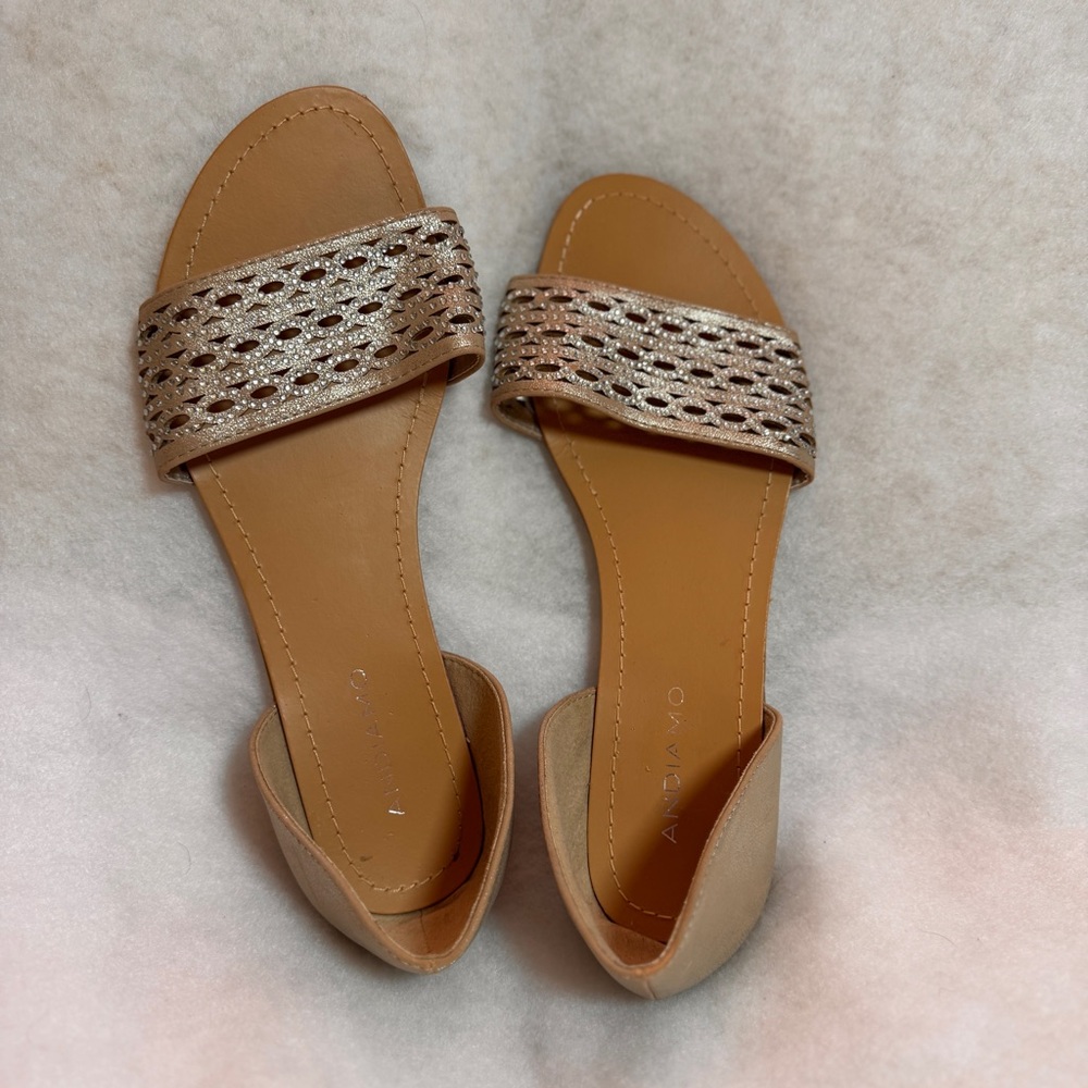 Andiamo Glittering Gold/Tan Rhinestone Slip-On‎ Sandals, Sz 10